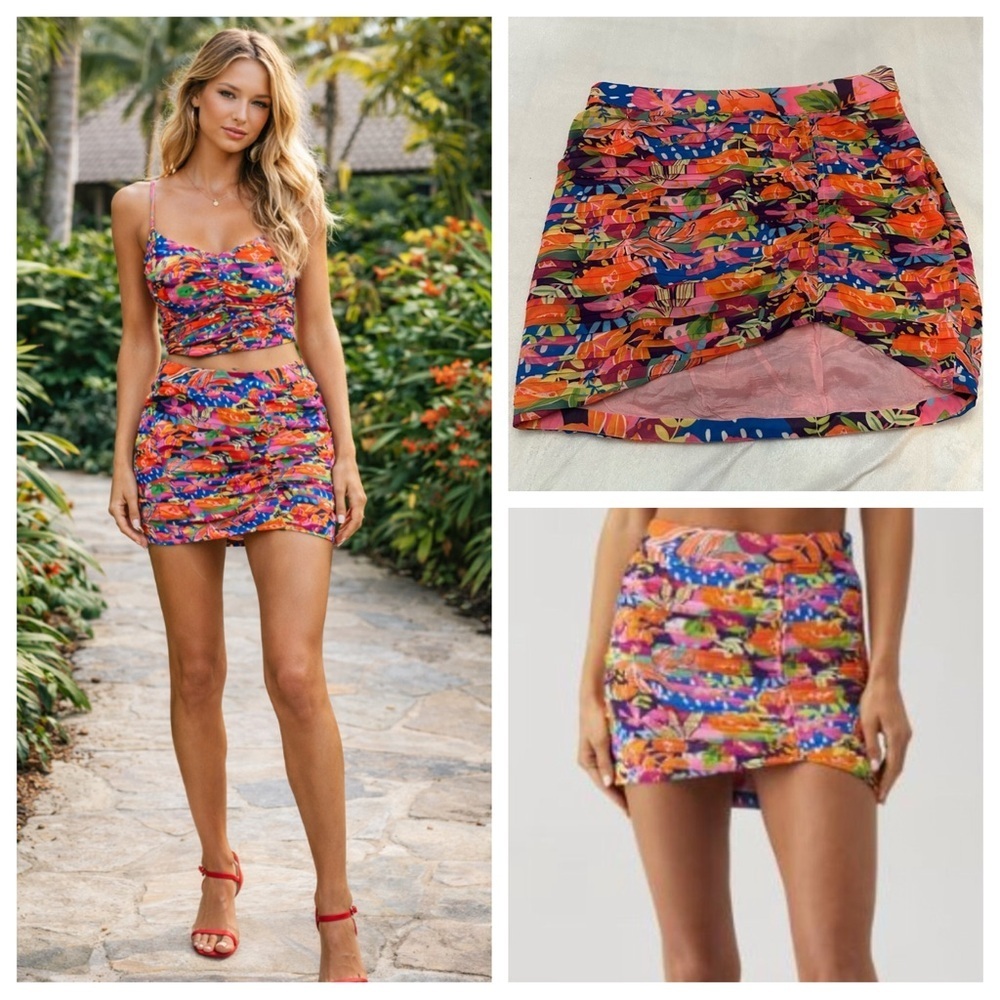 Rococo Sand Ruched Tropical Print Mini Skirt Lined Colorful Resort 51586
